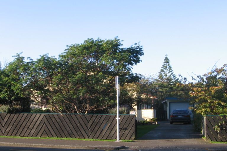 Photo of property in 47 Main Road, Titahi Bay, Porirua, 5022