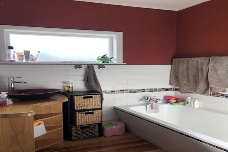 Photo of property in 3 Rotoiti Street, Tahunanui, Nelson, 7011