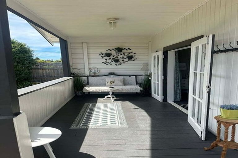 Photo of property in 74 Naples Street, Martinborough, 5711