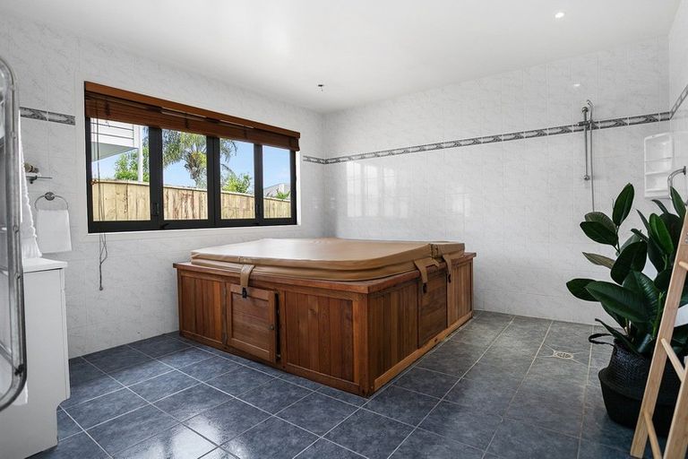 Photo of property in 33 Williams Street, Cambridge, 3434