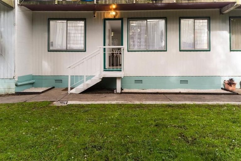 Photo of property in 11/66 Astley Avenue, New Lynn, Auckland, 0600