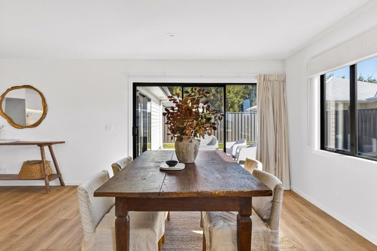 Photo of property in 49 Wai Whatu Street, Meeanee, Napier, 4110