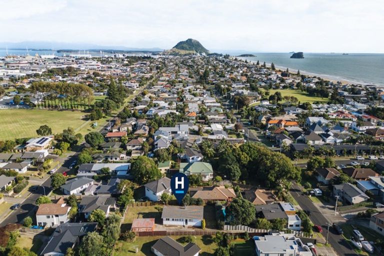 Photo of property in 216a Valley Road, Mount Maunganui, 3116