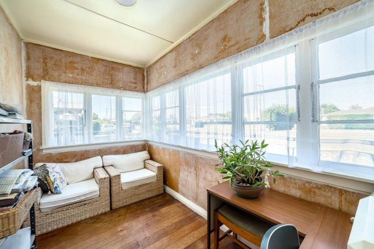 Photo of property in 32 Wyndham Street, Carterton, 5713