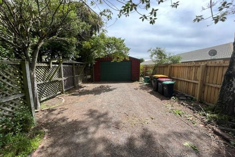 Photo of property in 7 Grove Road, Addington, Christchurch, 8024