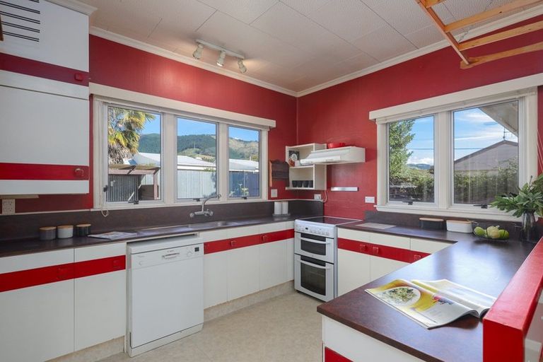 Photo of property in 2 Edward Street, Richmond, 7020