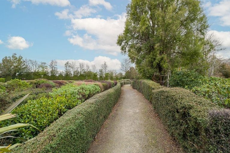 Photo of property in 55 Regent's Park Drive, Casebrook, Christchurch, 8051