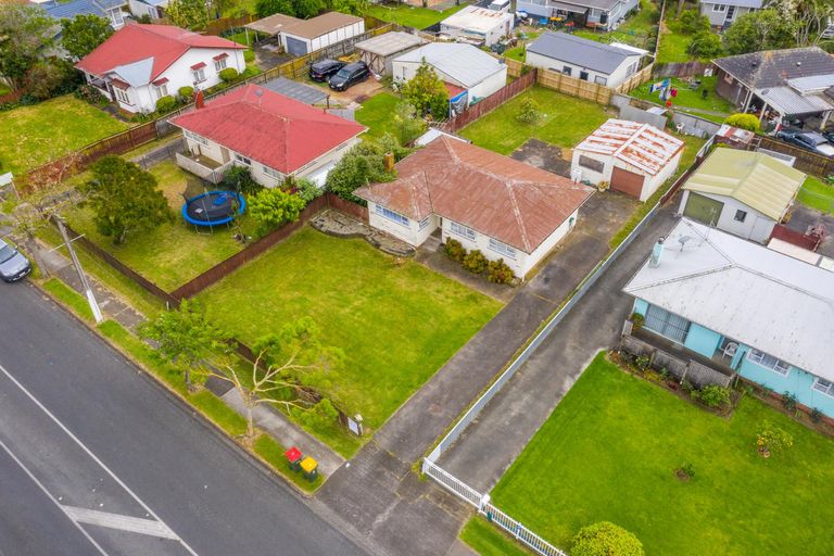 Photo of property in 14 Boundary Road, Clover Park, Auckland, 2019