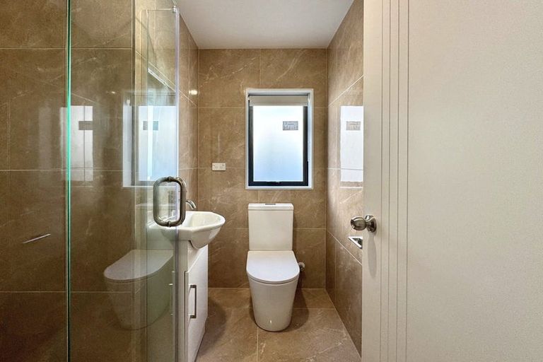 Photo of property in 7b Astor Place, Manurewa, Auckland, 2102