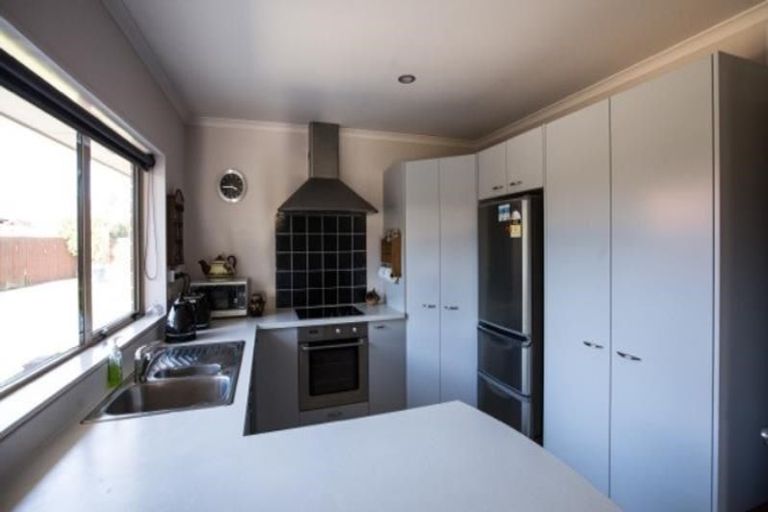 Photo of property in 6 Marsack Crescent, Halswell, Christchurch, 8025