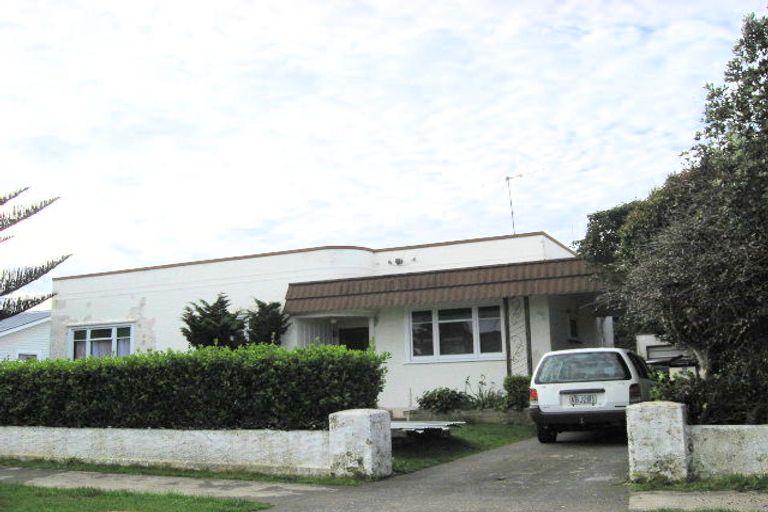 Photo of property in 52 Bignell Street, Gonville, Whanganui, 4501
