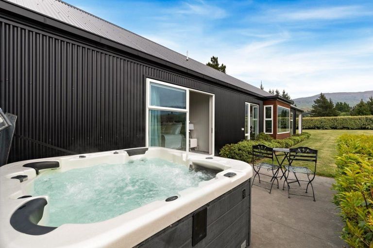 Photo of property in 28 Shortcut Road, Cromwell, 9310