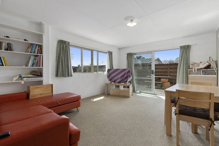 Photo of property in 18a Hillcrest Road, Hillcrest, Hamilton, 3216