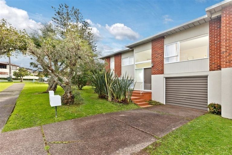 Photo of property in 3/2 Prospect Terrace, Milford, Auckland, 0620