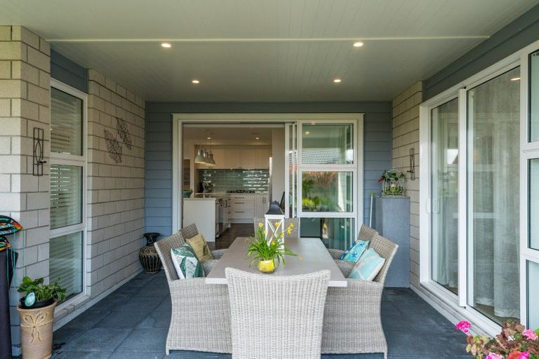 Photo of property in 13 Tuhua Close, Wharewaka, Taupo, 3330