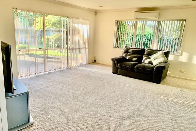 Photo of property in 502 Great South Road, Rosehill, Papakura, 2113