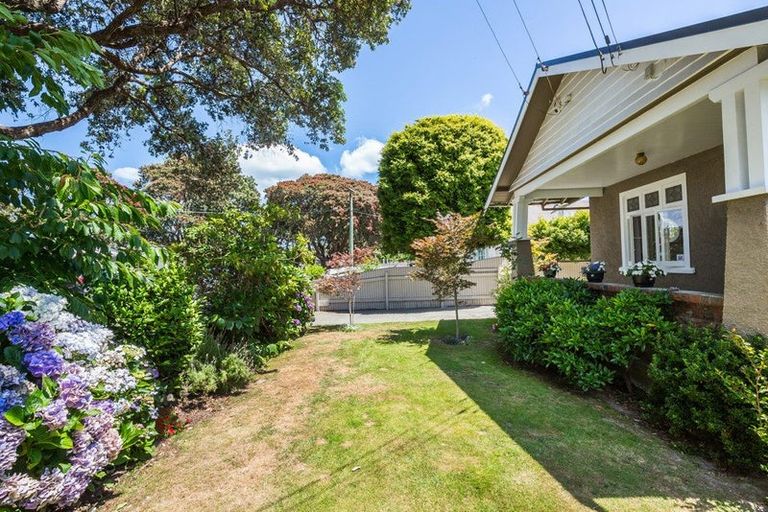Photo of property in 4 Tui Street, Alicetown, Lower Hutt, 5010