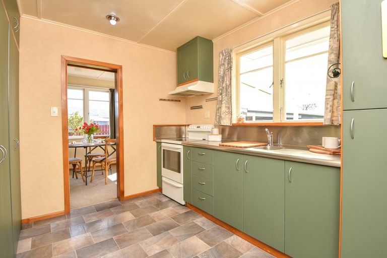 Photo of property in 4 Philip Street, Carterton, 5713