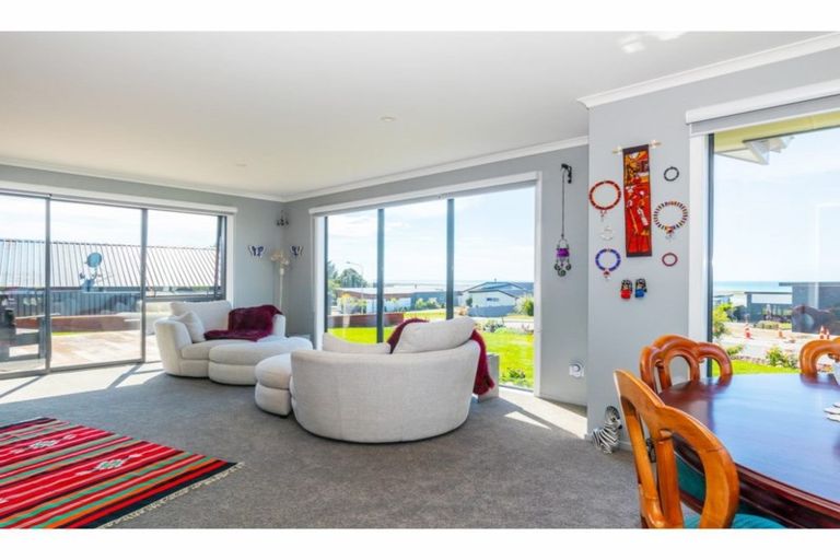 Photo of property in 12 Lancewood Terrace, Oceanview, Timaru, 7910