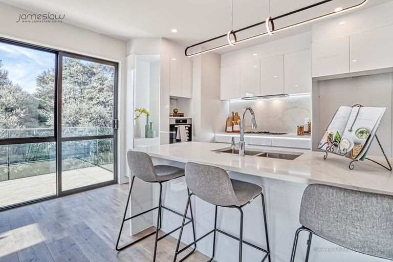 Photo of property in 52 Blacks Road, Greenhithe, Auckland, 0632