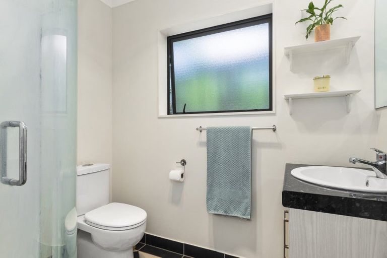 Photo of property in 16 Rosella Drive, Welcome Bay, Tauranga, 3112