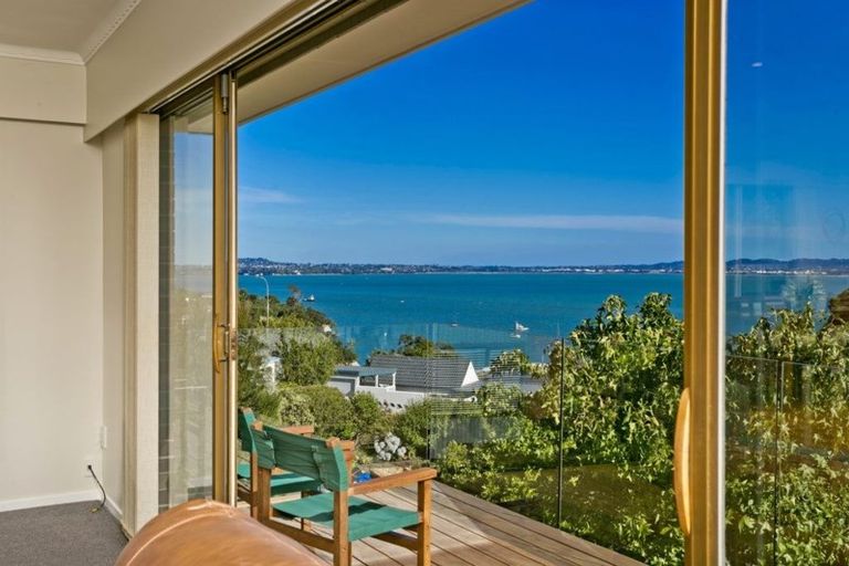 Photo of property in 13 Brigantine Drive, Beach Haven, Auckland, 0626
