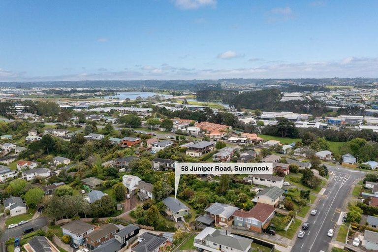 Photo of property in 58 Juniper Road, Sunnynook, Auckland, 0620