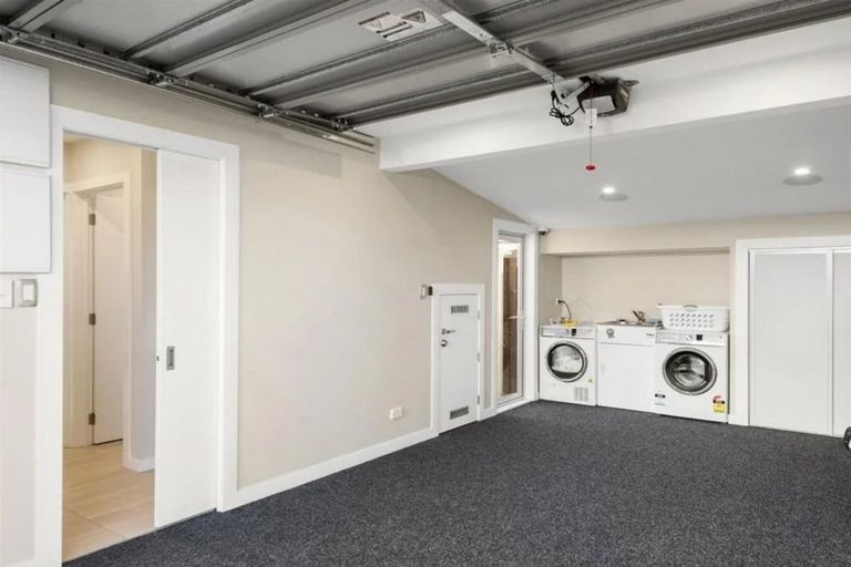 Photo of property in 3/10 Stoneyhurst Street, St Albans, Christchurch, 8014