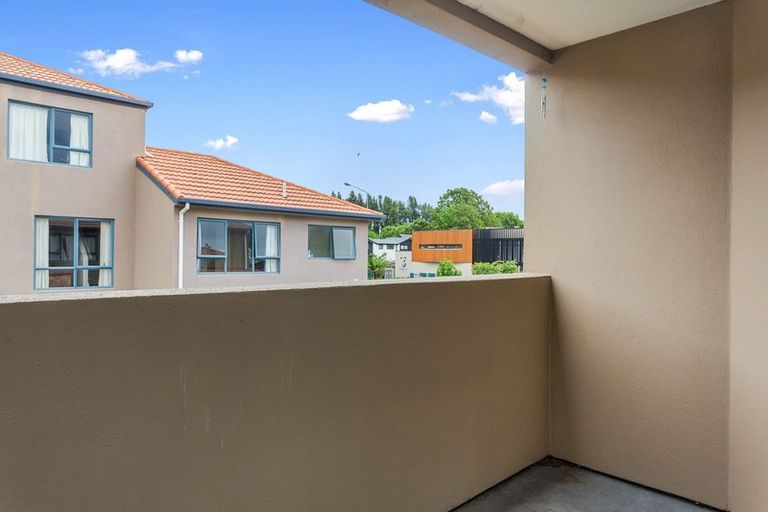 Photo of property in 2/274 Armagh Street, Christchurch Central, Christchurch, 8011