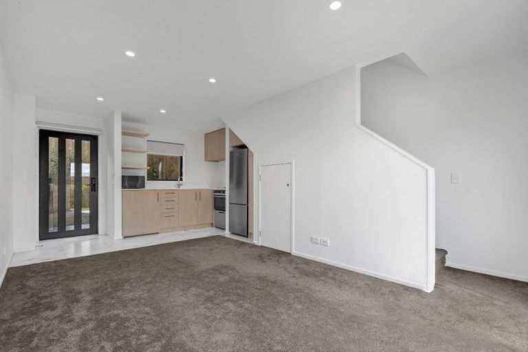 Photo of property in 5/137 View Road, Sunnyvale, Auckland, 0612