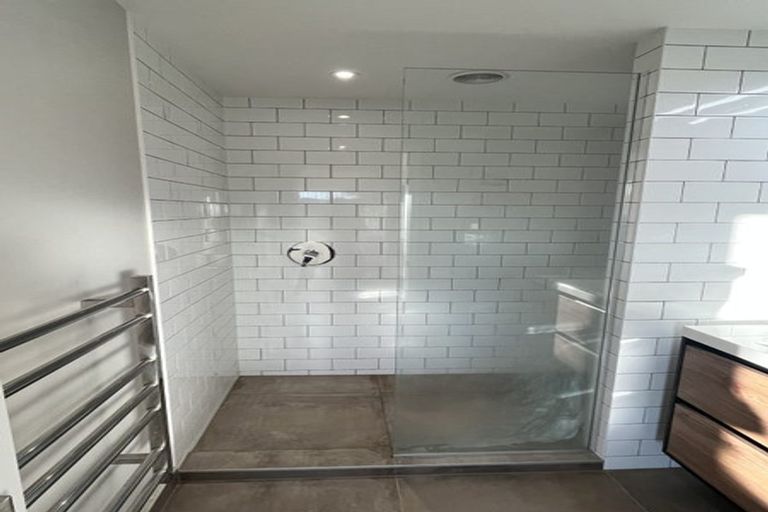 Photo of property in 77 Orangi Kaupapa Road, Northland, Wellington, 6012