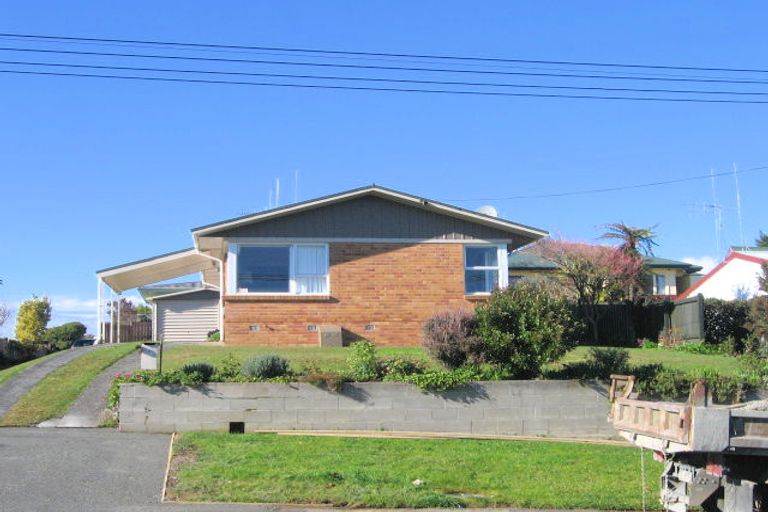 Photo of property in 5 Huia Avenue, Forest Lake, Hamilton, 3200