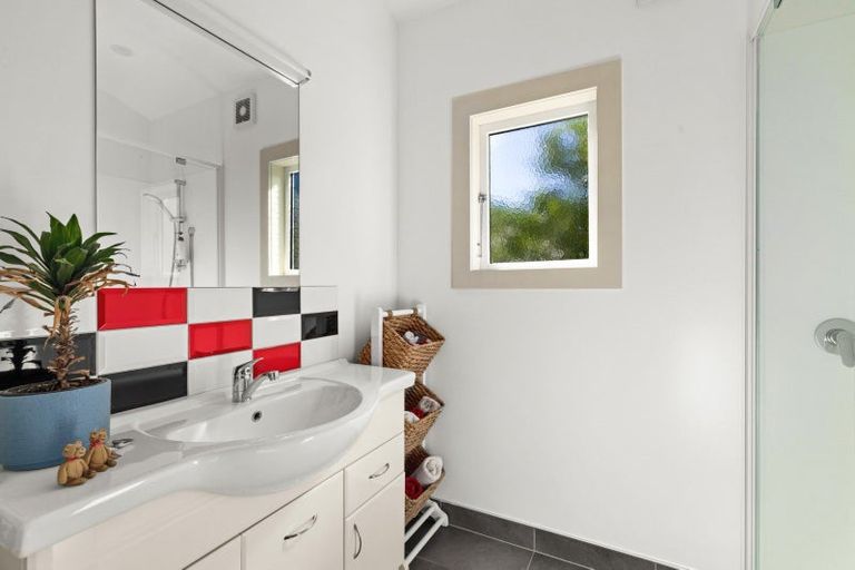 Photo of property in 117 Priestley Terrace, Bluff Hill, Napier, 4110