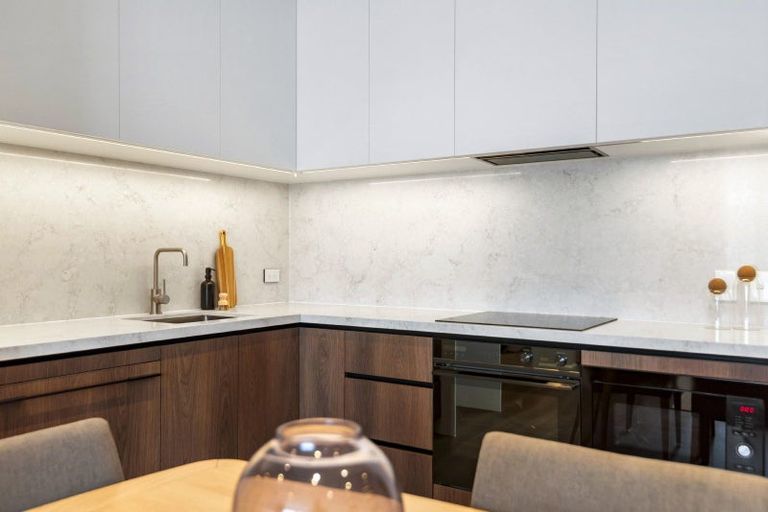 Photo of property in 2/219 Lake Road, Belmont, Auckland, 0622