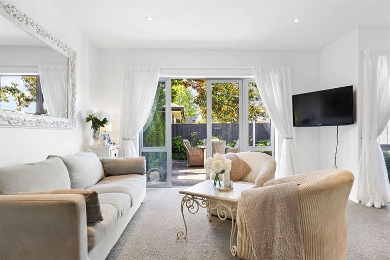 Photo of property in 27 Henley Green, Northwood, Christchurch, 8051