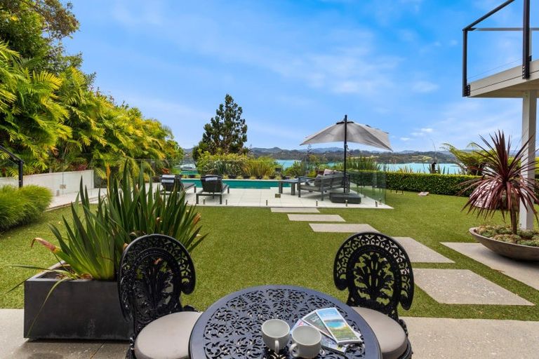 Photo of property in 30 Binnie Street, Paihia, 0200