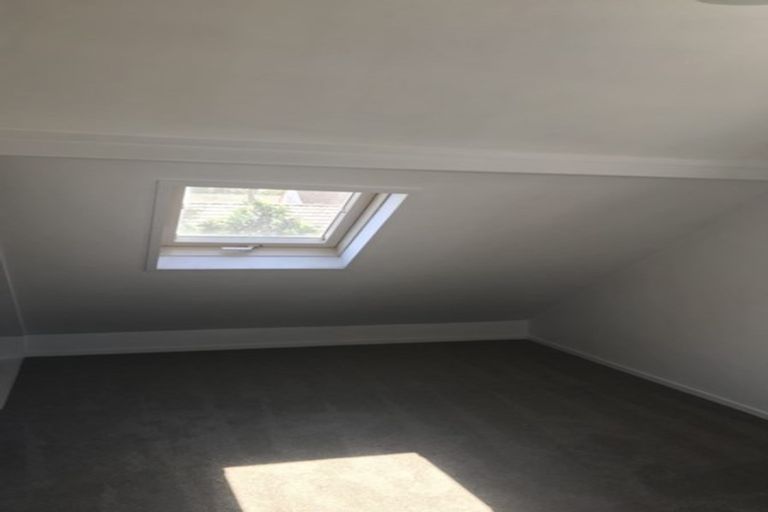 Photo of property in 10a Kindergarten Drive, Conifer Grove, Takanini, 2112