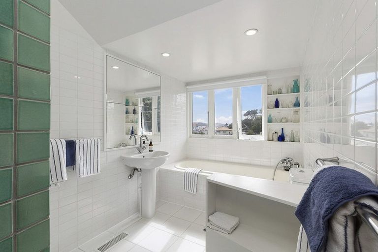 Photo of property in 66 Upland Road, Kelburn, Wellington, 6012