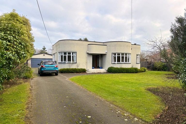 Photo of property in 11 Taranaki Street, Saint Johns Hill, Whanganui, 4501