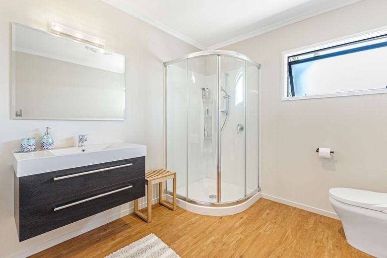 Photo of property in 58 Karina Road, Merrilands, New Plymouth, 4312