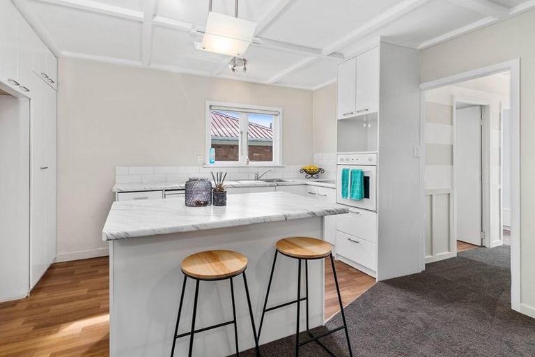 Photo of property in 5 Sunrise Avenue, Owhata, Rotorua, 3010