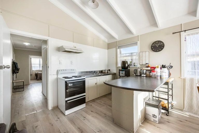 Photo of property in 11 Tasman Street, Pukekohe, 2120