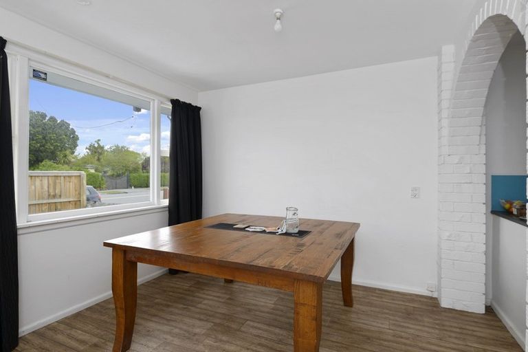 Photo of property in 56 Middlepark Road, Sockburn, Christchurch, 8042