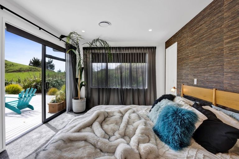 Photo of property in 511 Plymouth Road, Koru, New Plymouth, 4374