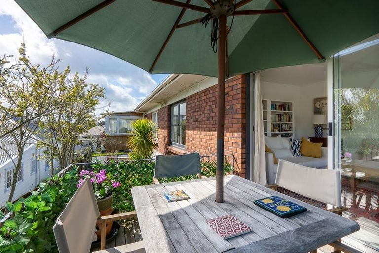 Photo of property in 4/5 Cambria Road, Devonport, Auckland, 0624