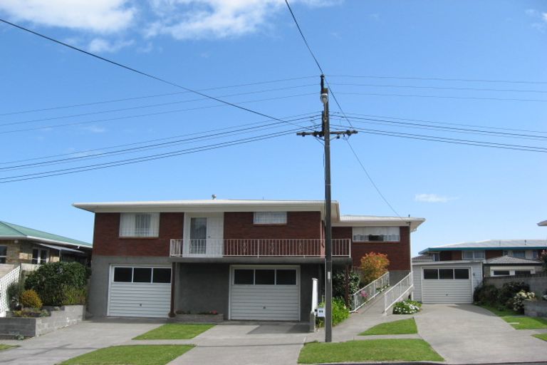 Photo of property in 38 Hamblyn Street, Strandon, New Plymouth, 4312