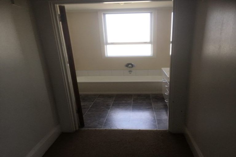 Photo of property in 404b Park Road South, Akina, Hastings, 4122