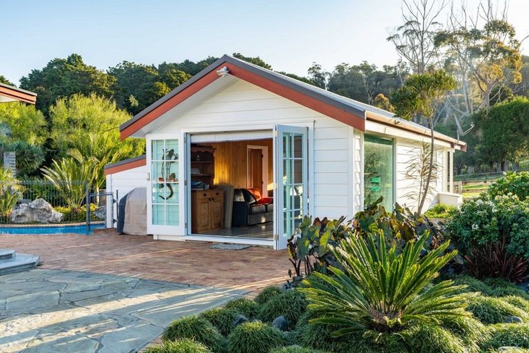 Photo of property in 523 State Highway 1, Kauri, Kamo, 0185