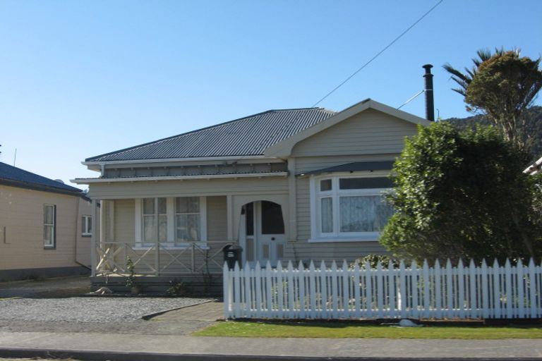 Photo of property in 107 Ward Street, Cobden, Greymouth, 7802