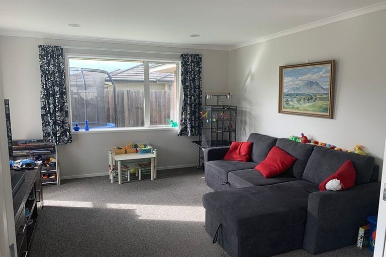 Photo of property in 32 Chalgrove Road, Huntington, Hamilton, 3210